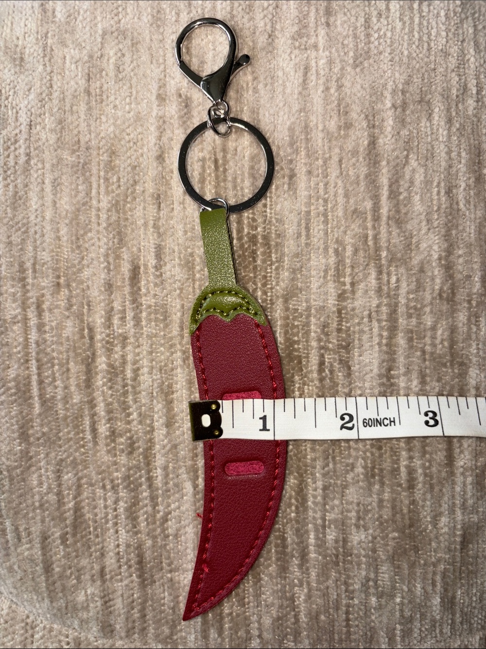 NEW Bag Charm Red Chili Pepper Keychain Key Ring with Green Top - Picture 4 of 4